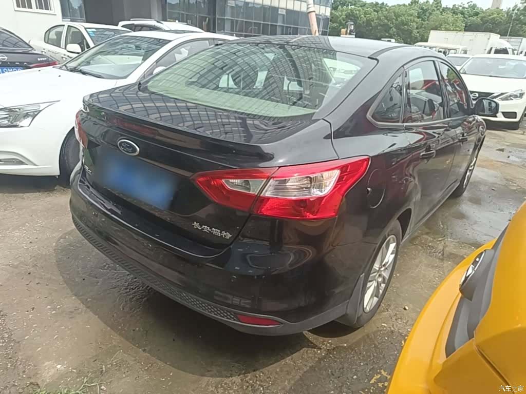 Ford Focus, 2014 7