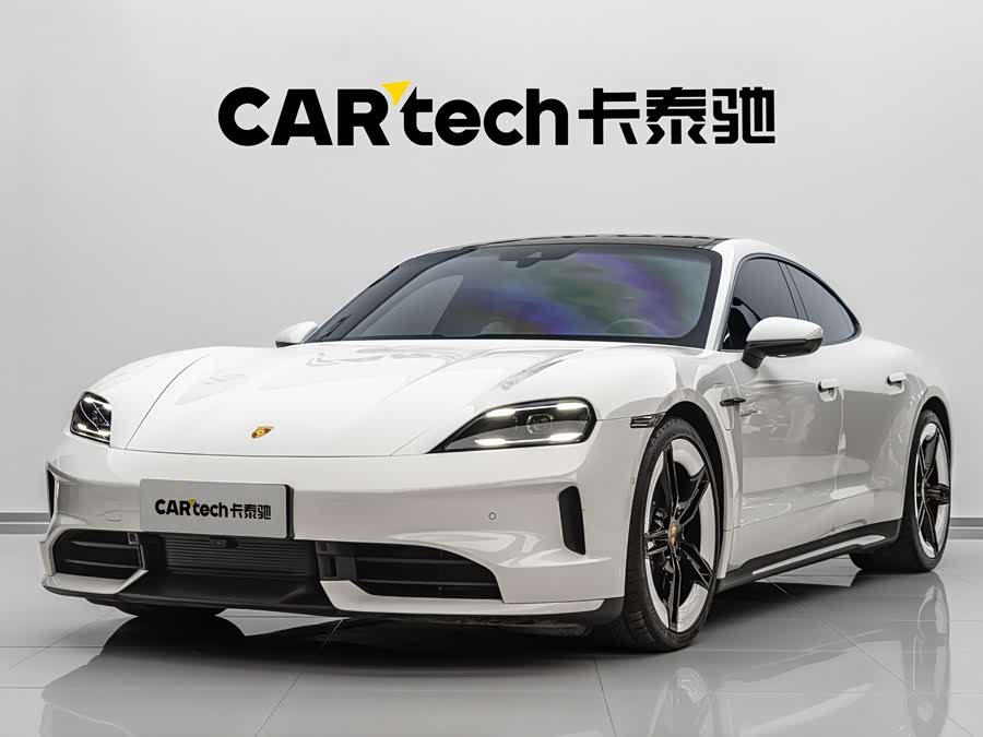 Porsche Taycan 2025, фото 1