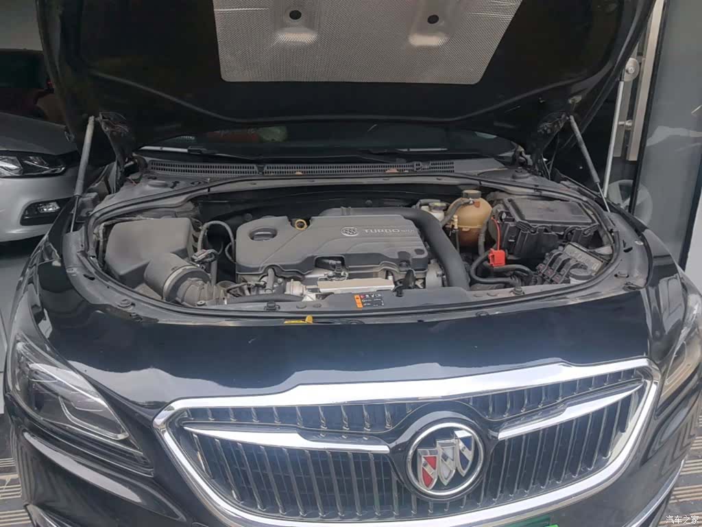 Buick LaCrosse, 2019 20