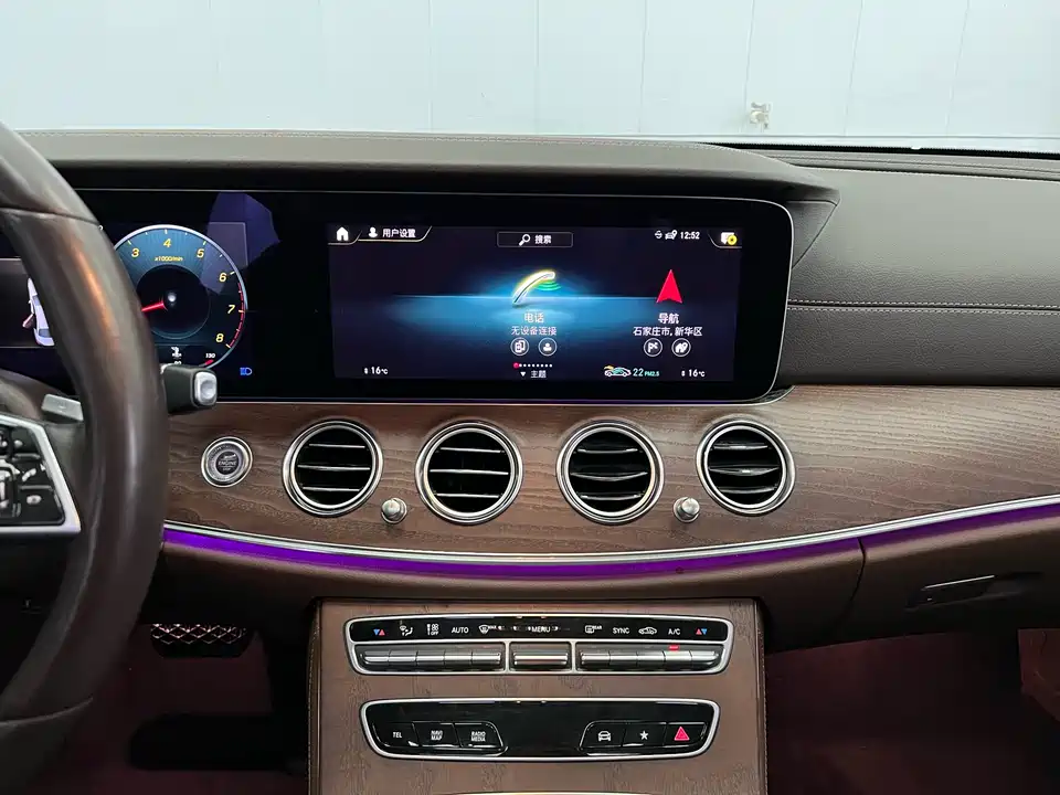 Mercedes-Benz E-class Mercedes-Benz E-class
