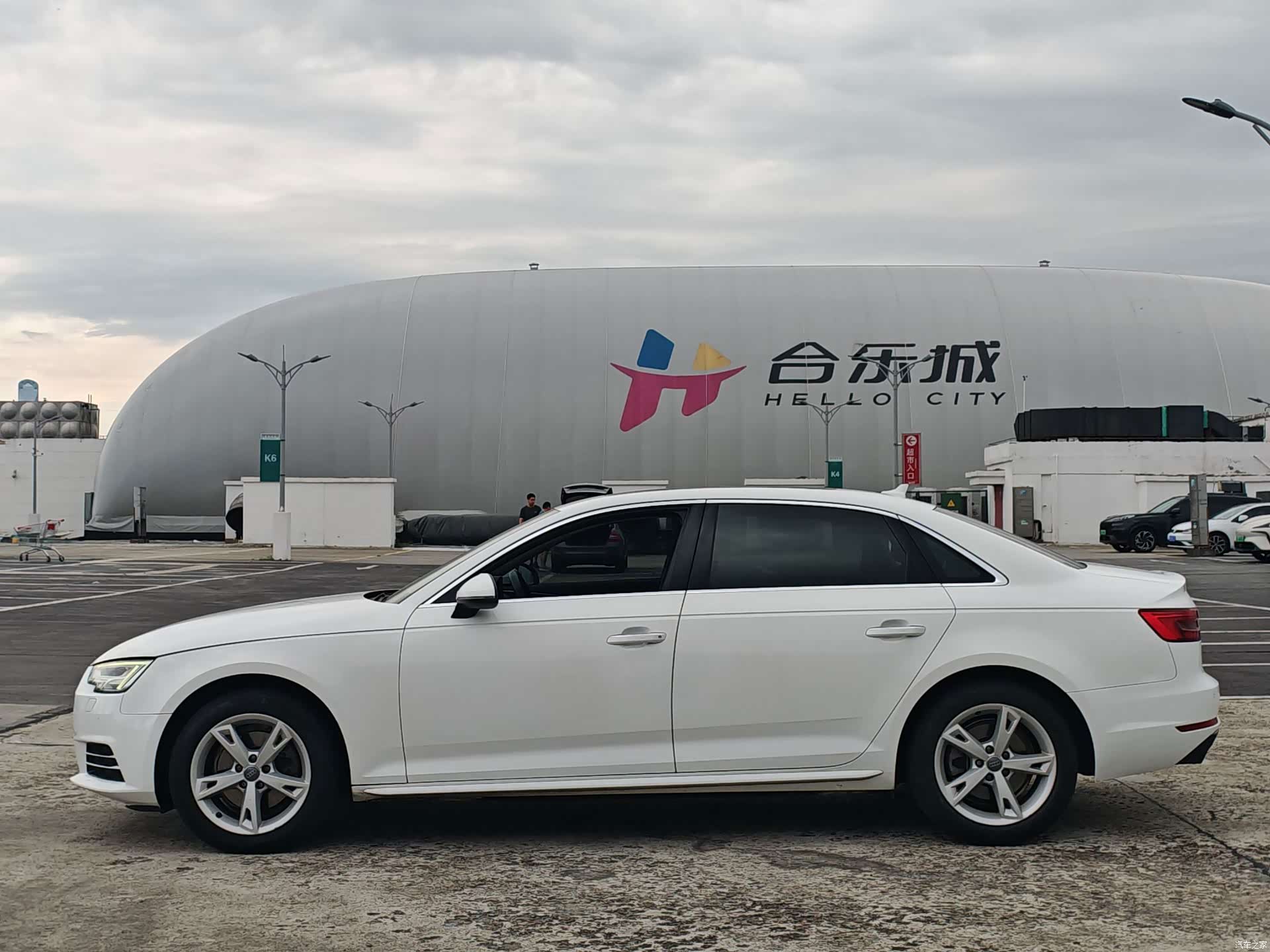 Audi A4L, 2017 7