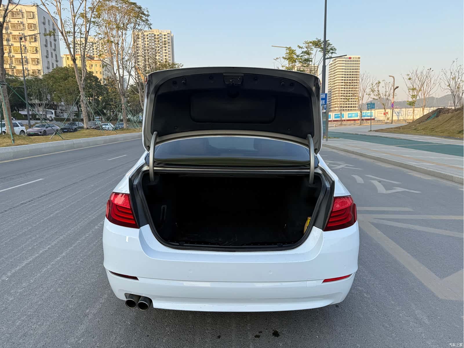 BMW 5 Series, 2011 12