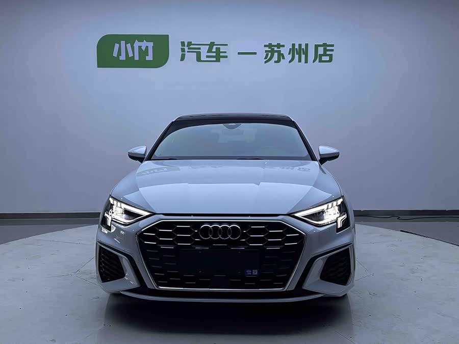 Audi A3 2023, фото 2