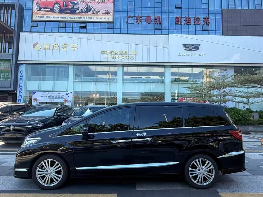Honda Elysion 2019, фото 3