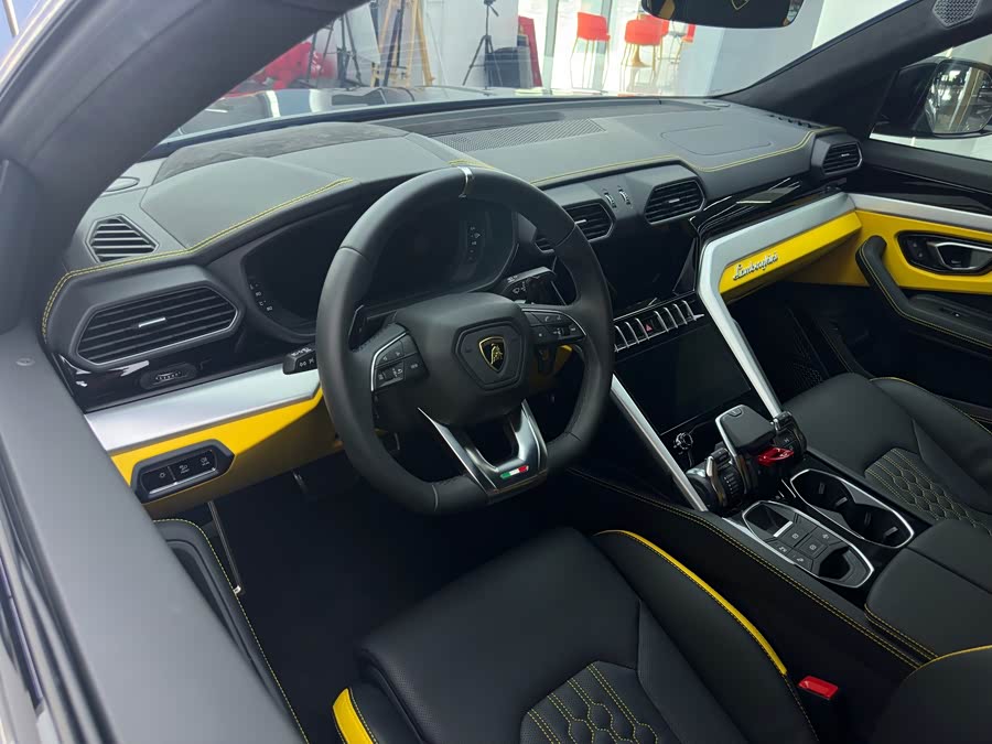 Lamborghini Urus 2024, фото 20