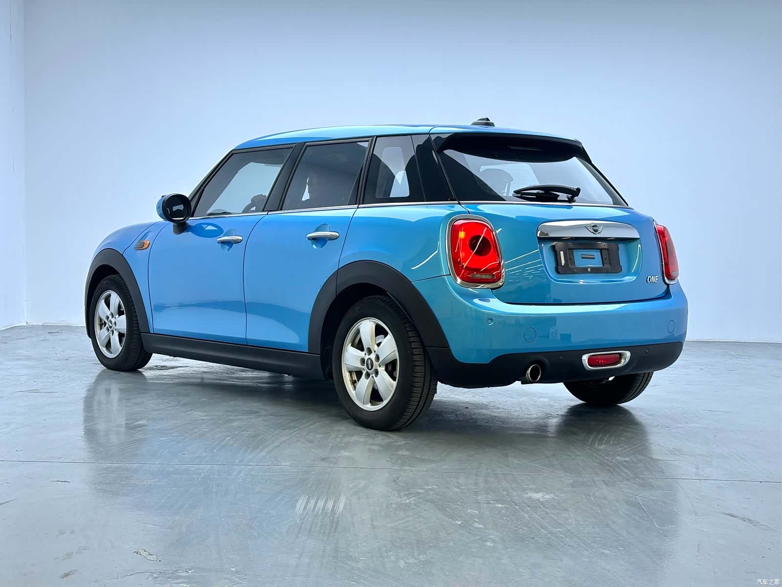 Mini ONE, 2016 6