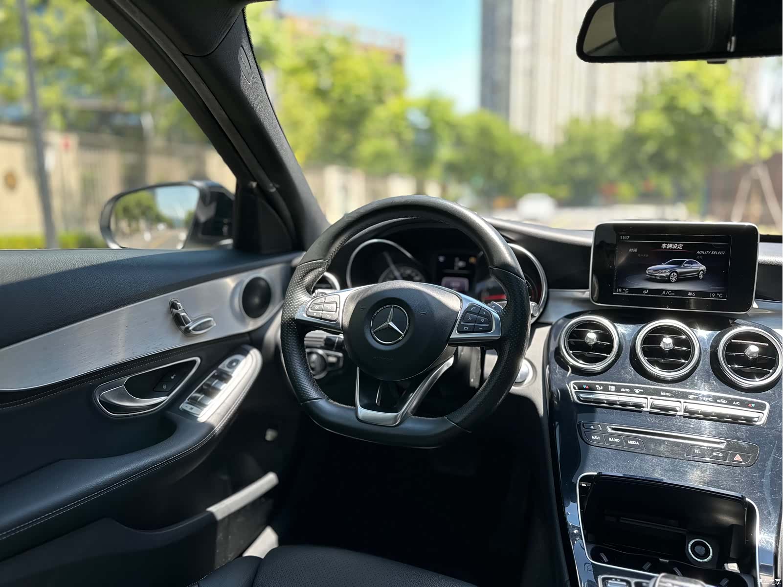 Mercedes-Benz C-Class, 2015 23