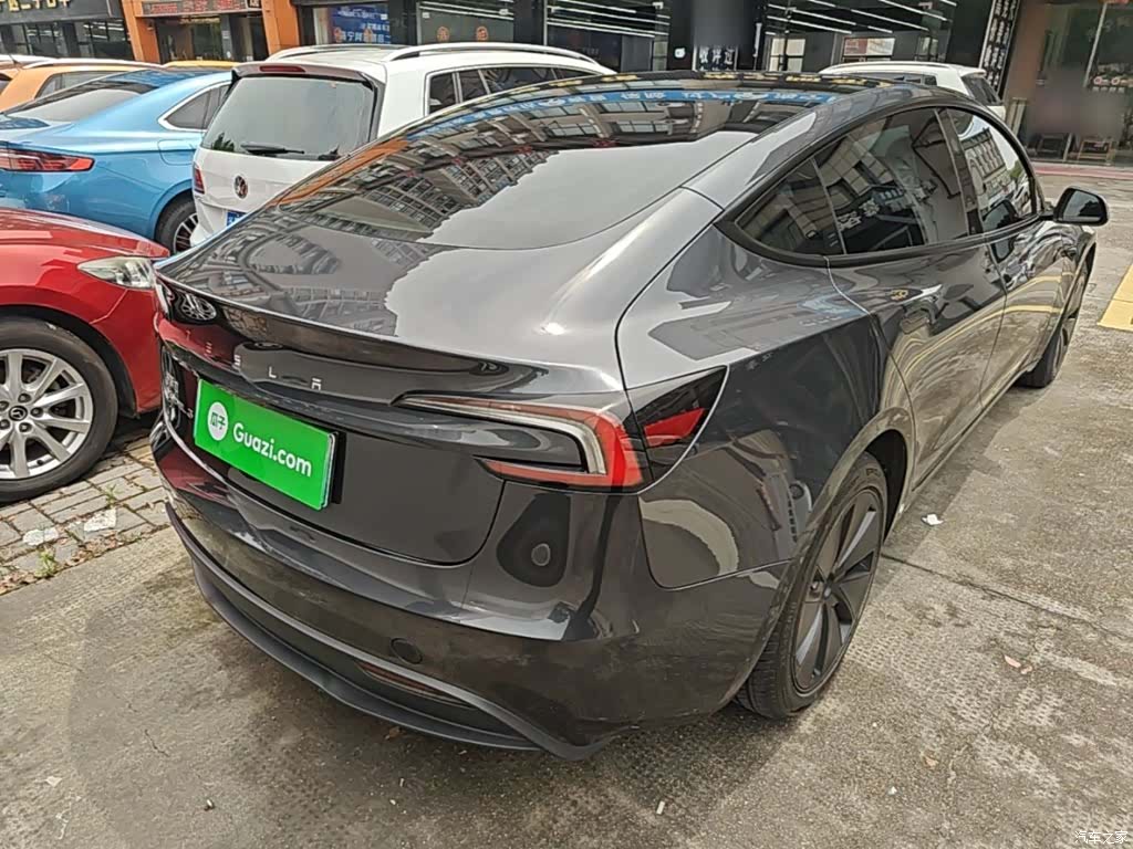 Tesla Model 3, 2024 7