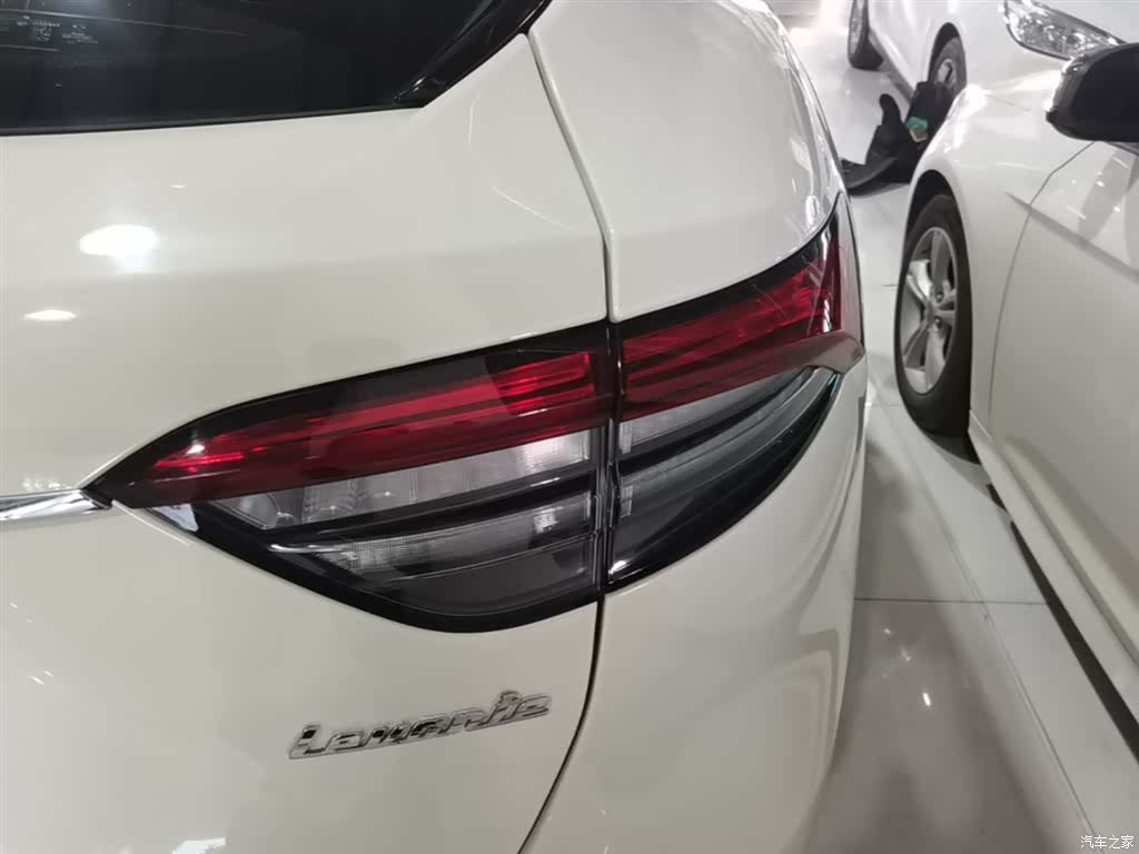 Maserati Levante, 2018 8