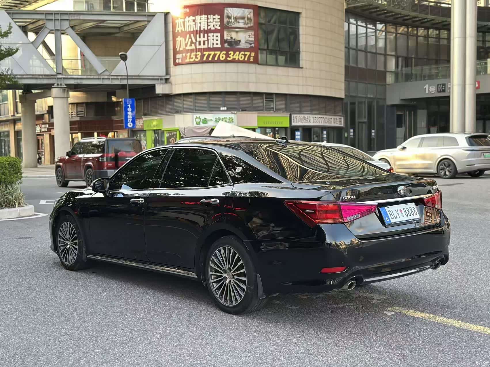Toyota Crown, 2018 7