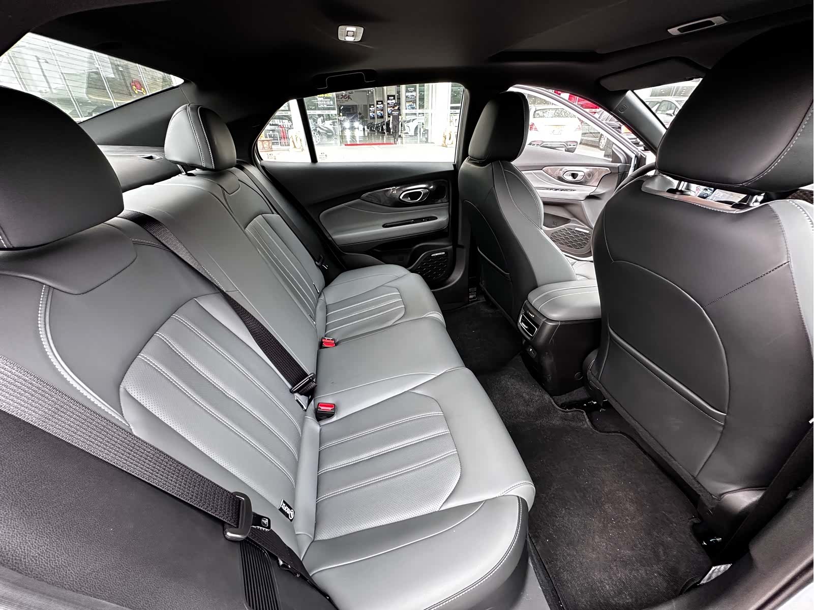 Trumpchi Empow, 2025 13