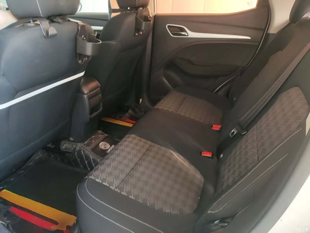MG ZS, 2018 17