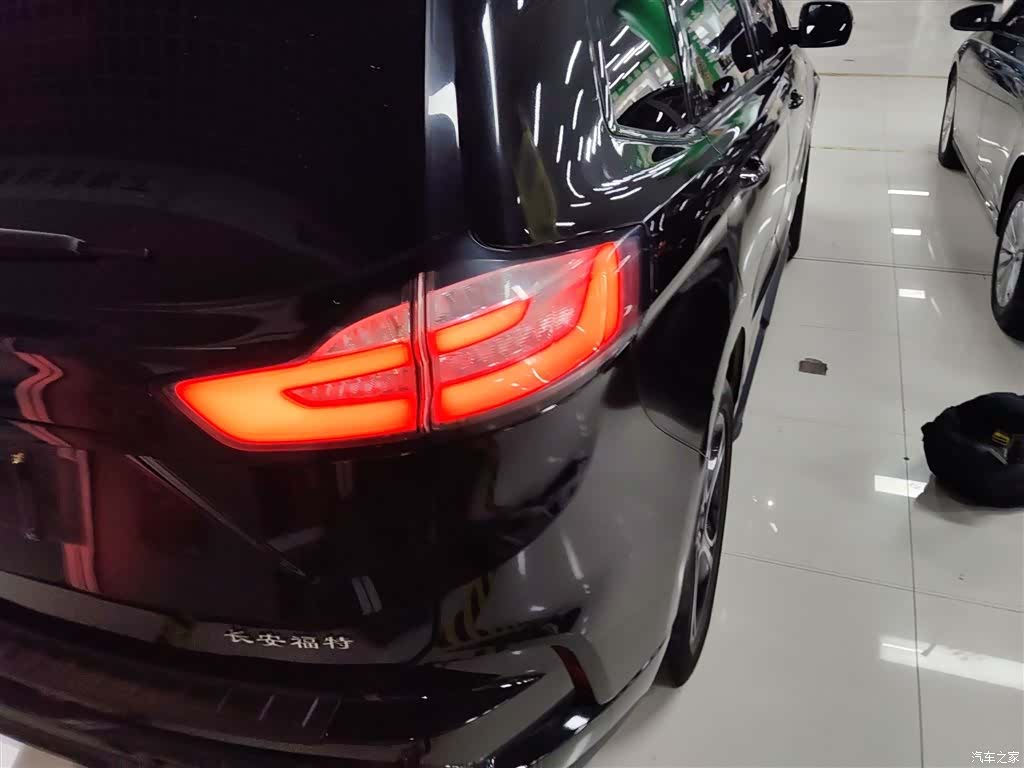 Ford Edge, 2020 8