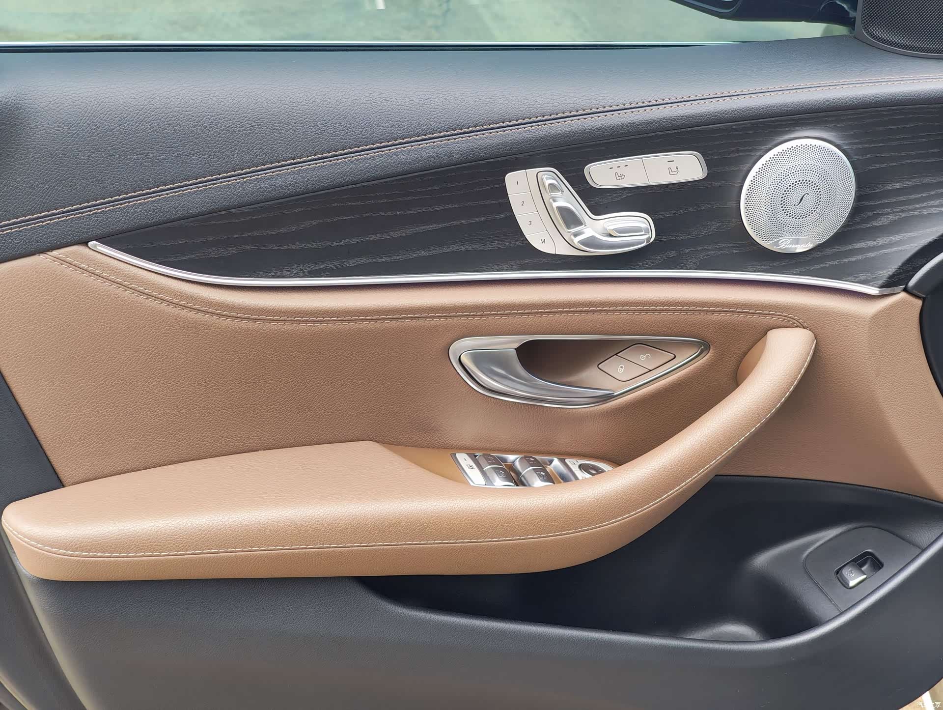 Mercedes-Benz E-Class, 2021 13