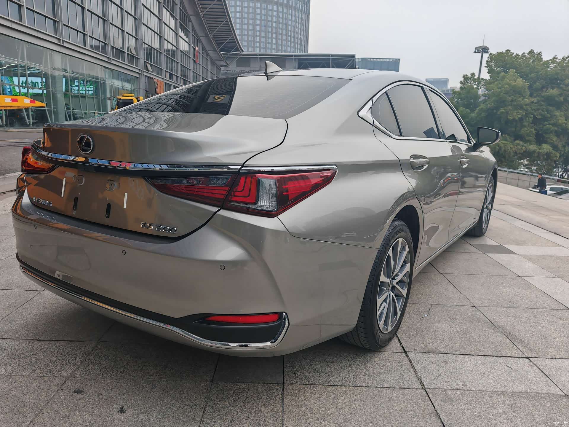 Lexus ES, 2023 6