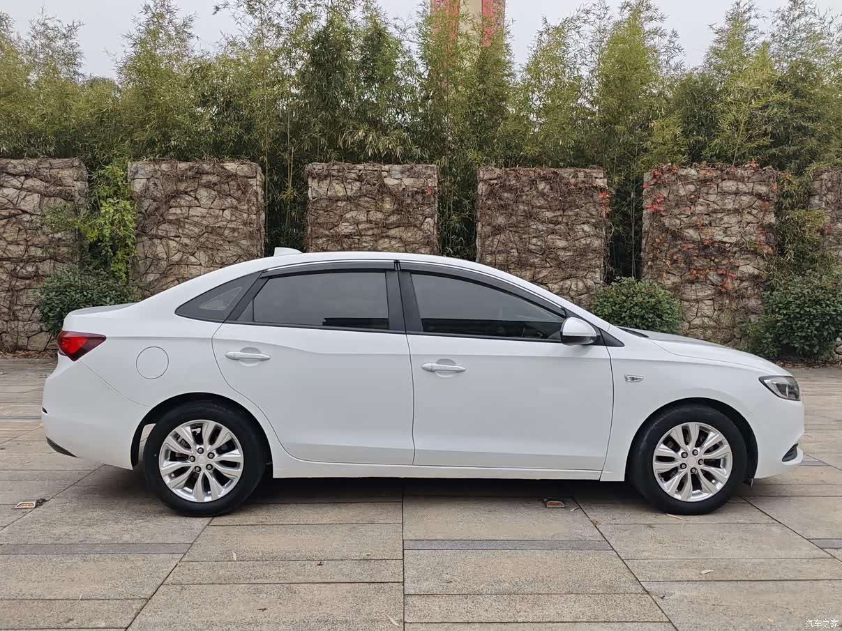 Buick V, 2018 10