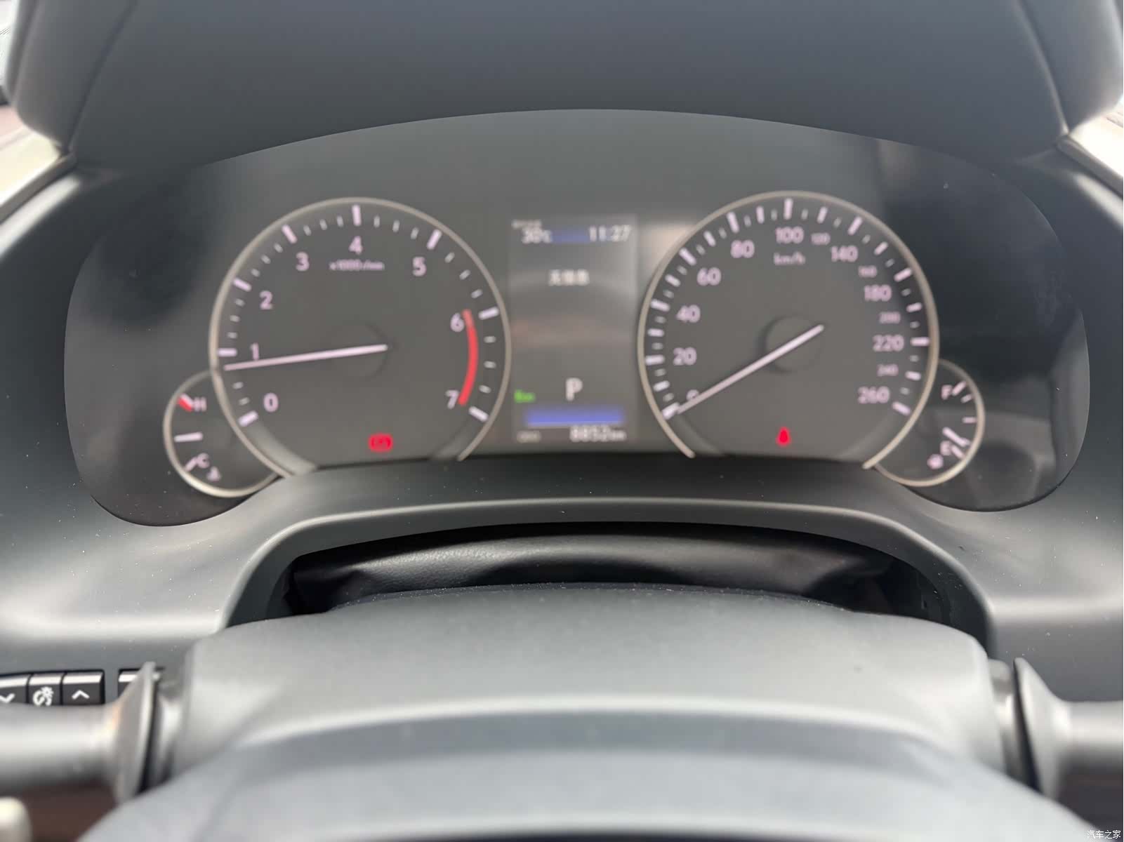Lexus RX, 2025 10