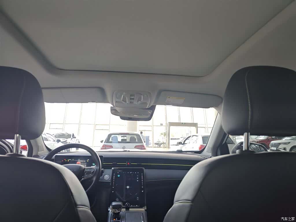 Roewe RX5, 2022 18