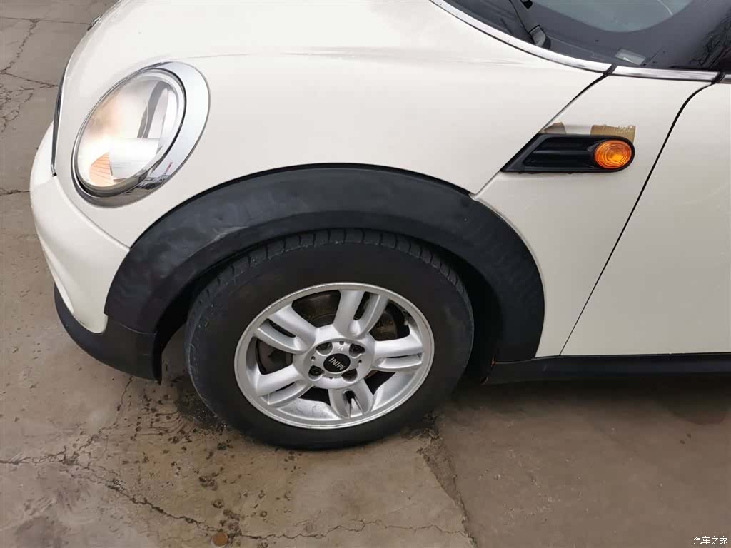 Mini ONE, 2014 23