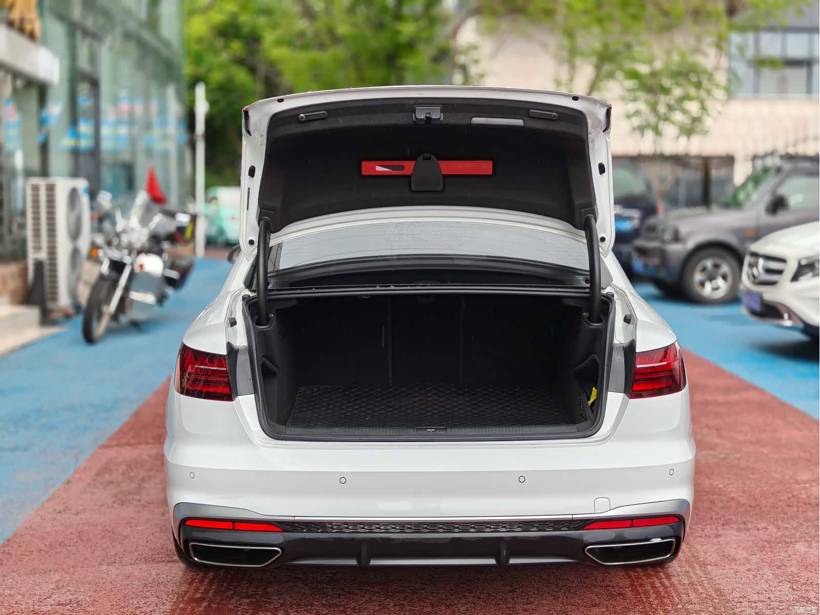 Audi A4L, 2024 6