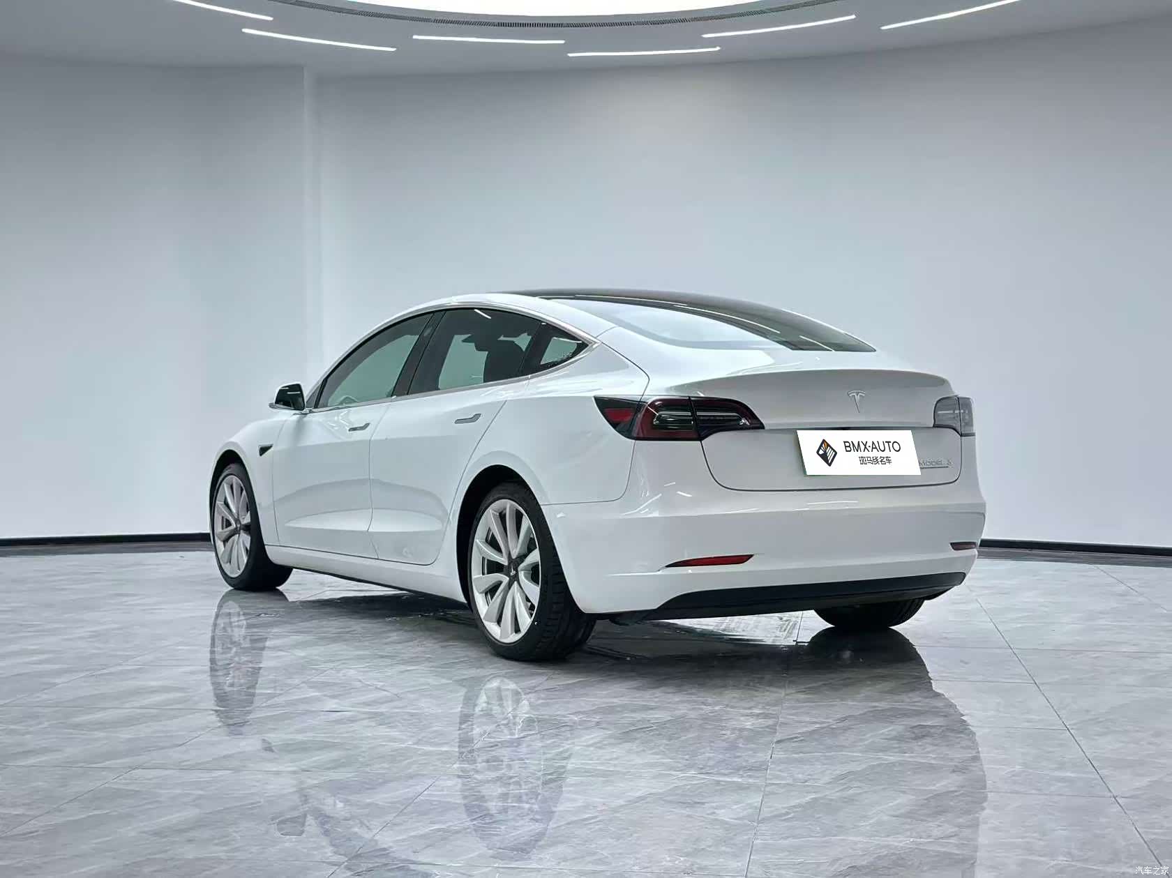 Tesla Model 3, 2020 4