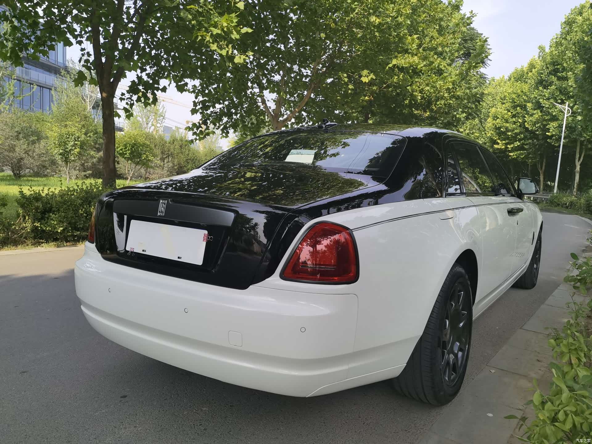 Rolls-Royce Ghost, 2017 23