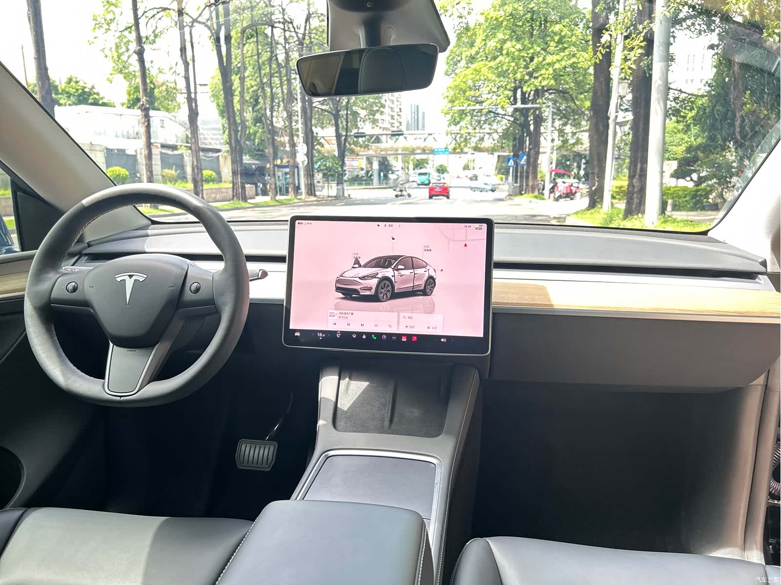 Tesla Model Y, 2022 14