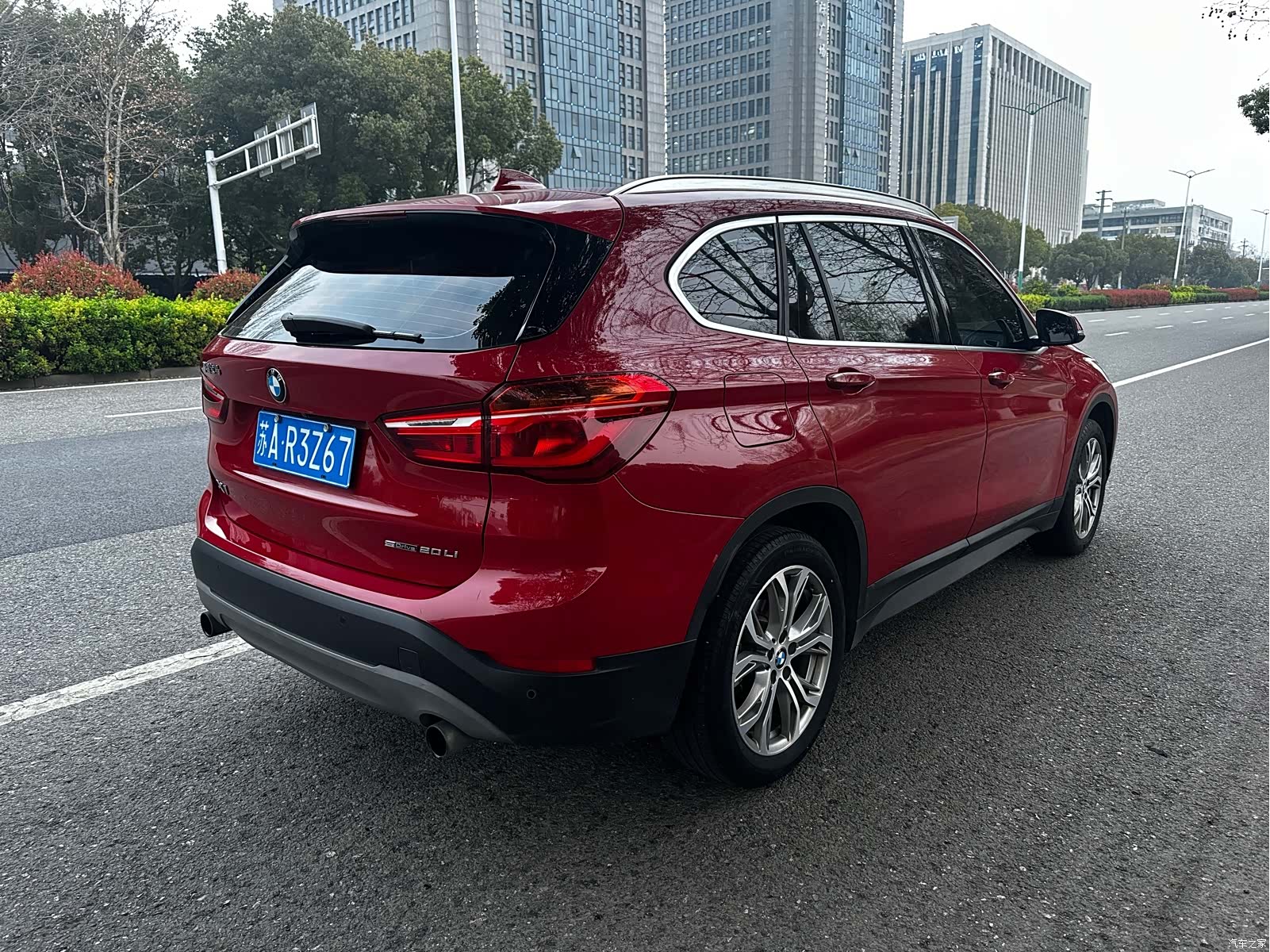 BMW X1, 2019 все фото
