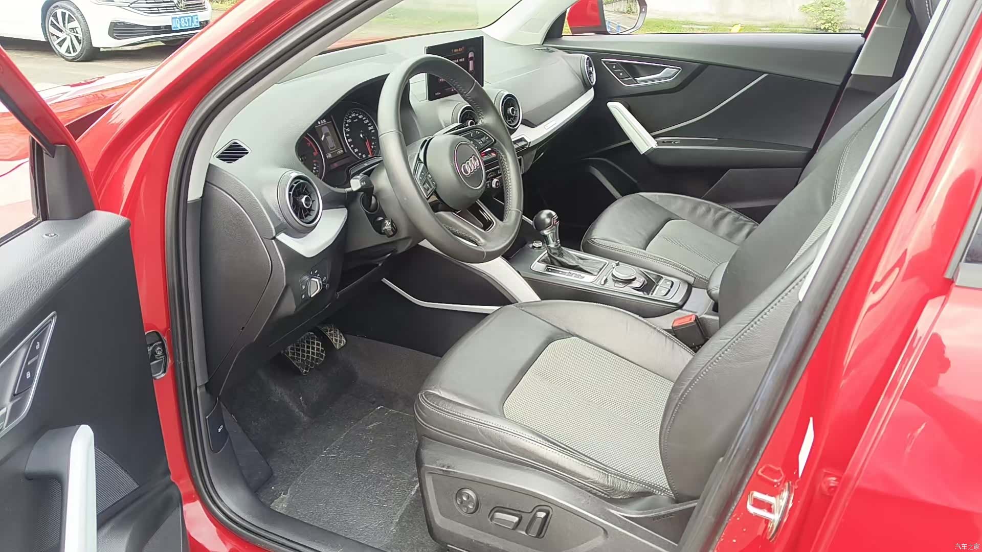 Audi Q2L, 2019 4