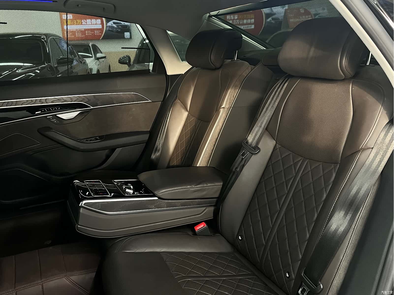 Audi A8L, 2021 16