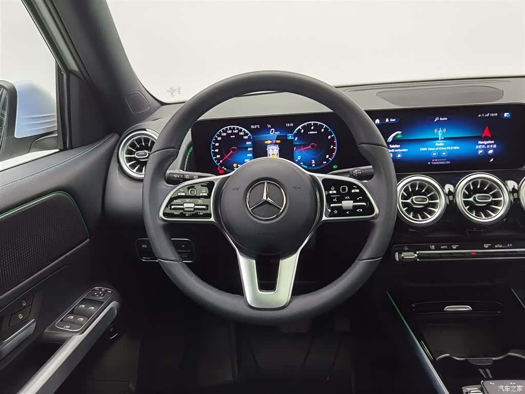 Mercedes-Benz GLB, 2022 11