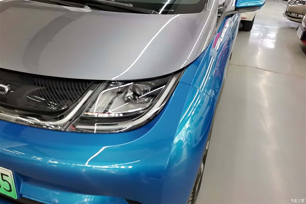 BYD Dolphin, 2022 все фото