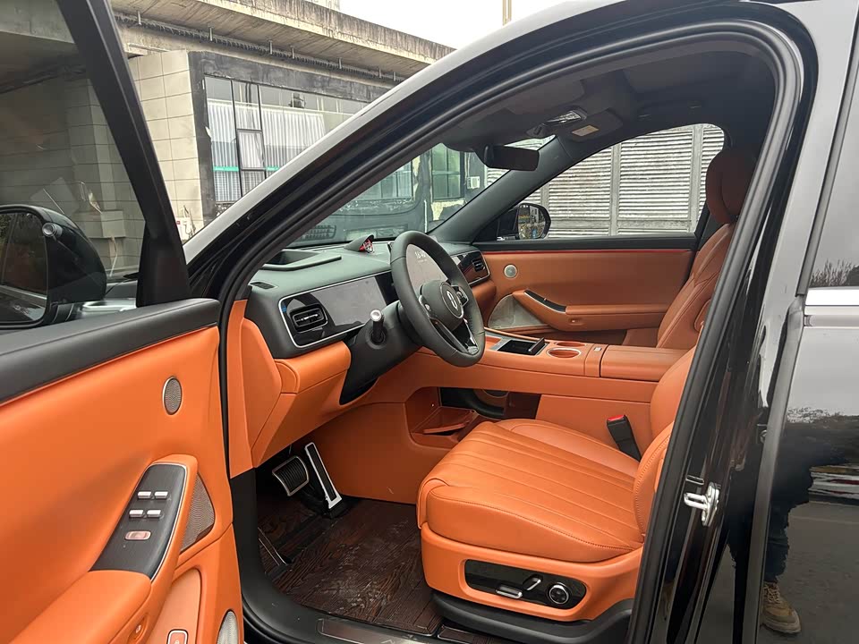 AITO Ask the world M7