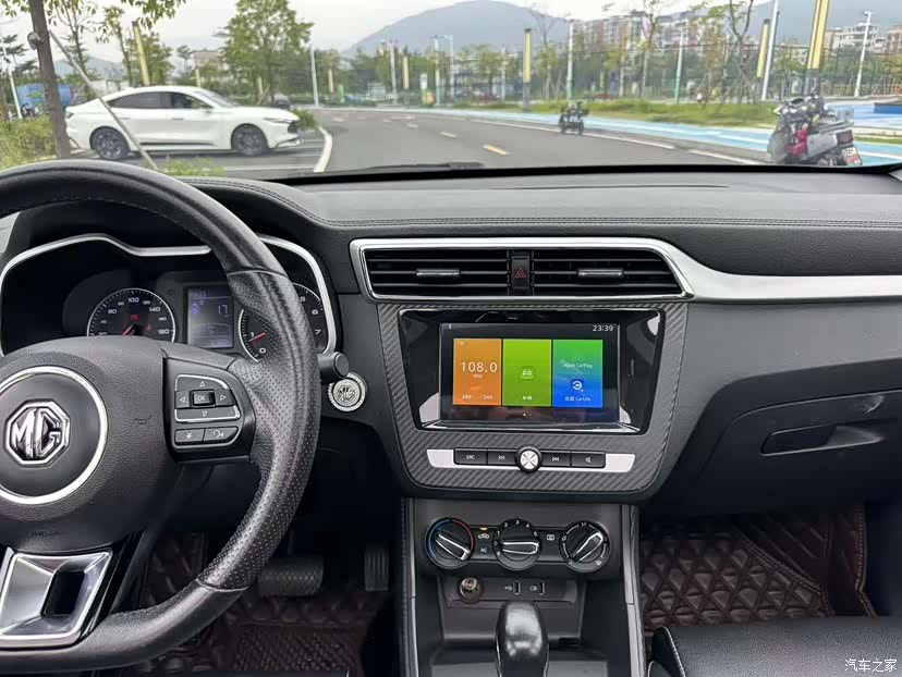 MG ZS, 2019 11