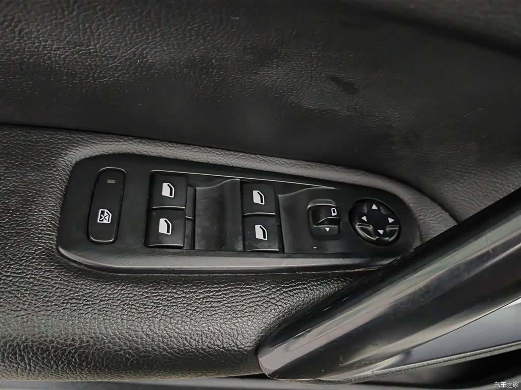 Peugeot 408, 2018 9