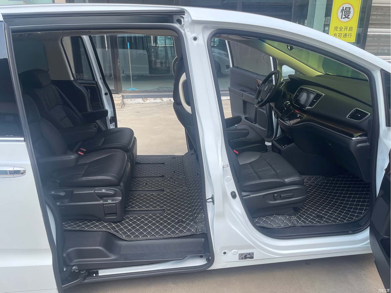 Honda Odyssey, 2017 11