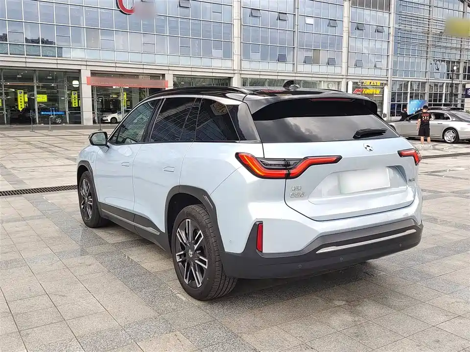 NIO ES6
