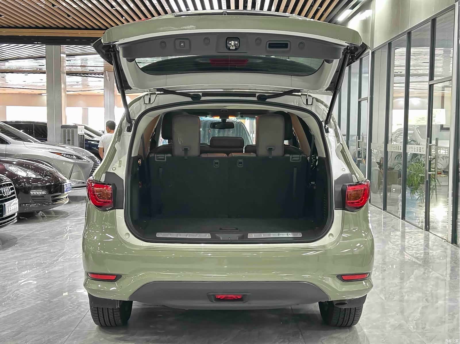 Infiniti QX60, 2017 9
