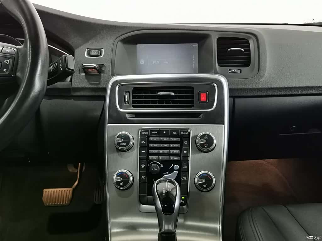 Volvo S60, 2015 12