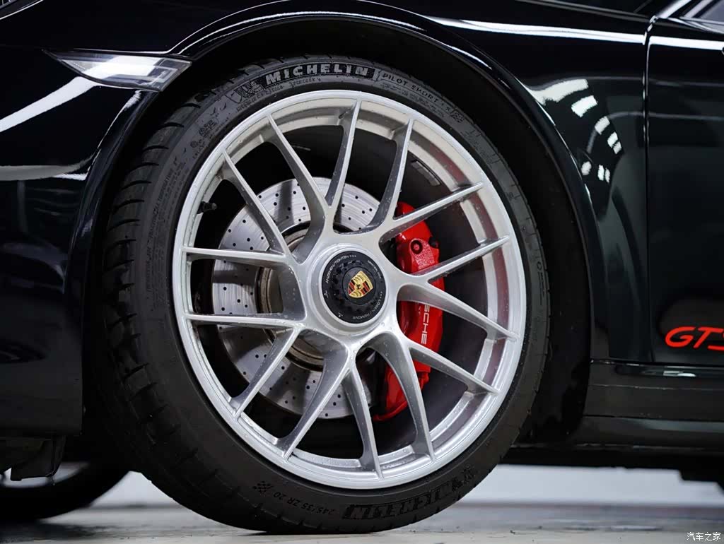 Porsche 911, 2019 18