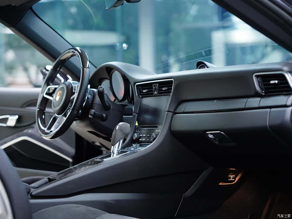 Porsche 911, 2019 36