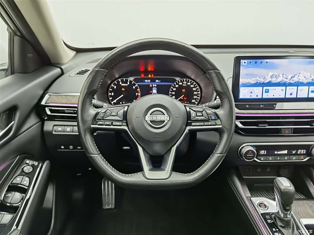 Nissan Teana, 2023 11