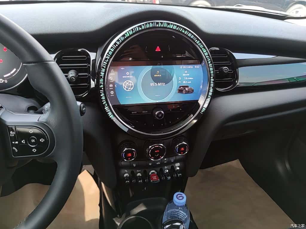 Mini Cooper, 2024 13