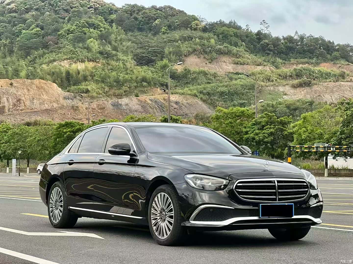 Mercedes-Benz E-Class, 2023 2