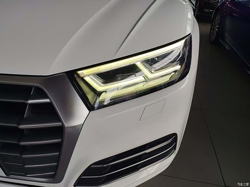 Audi Q5L, 2019 24