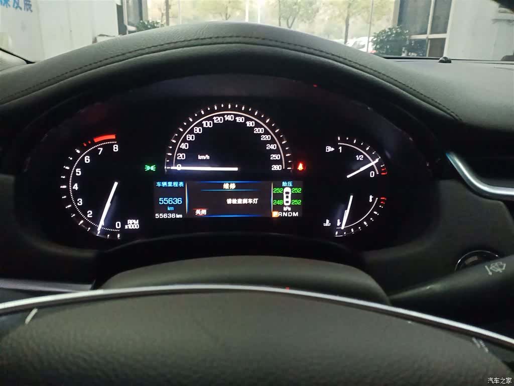 Cadillac XTS, 2017 8