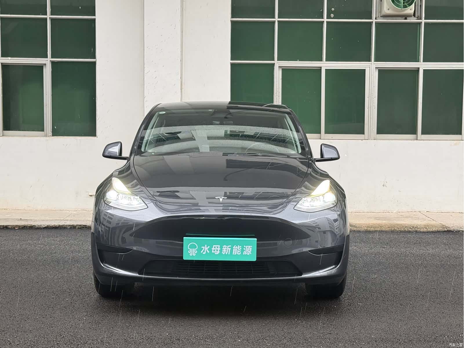 Tesla Model Y, 2024 2