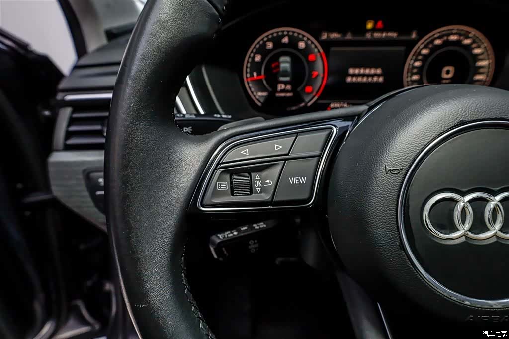 Audi A4L, 2023 13