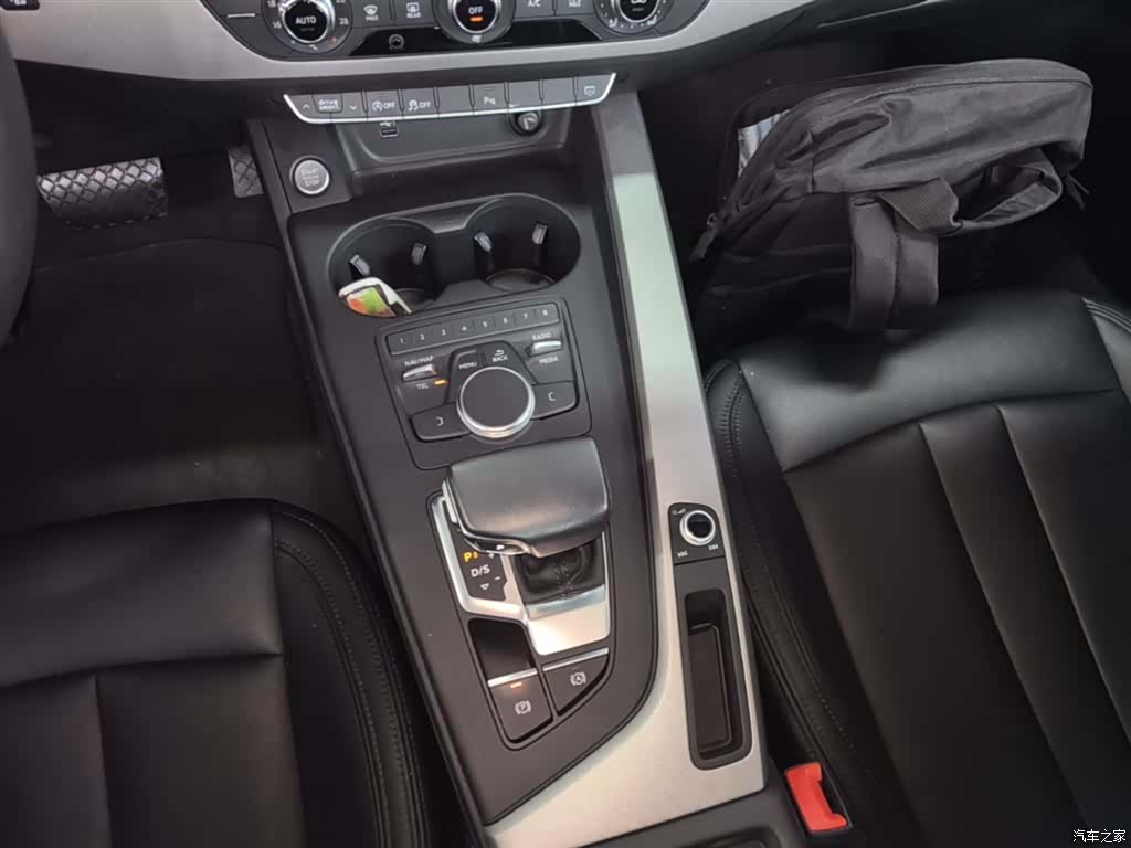 Audi A4L, 2018 14