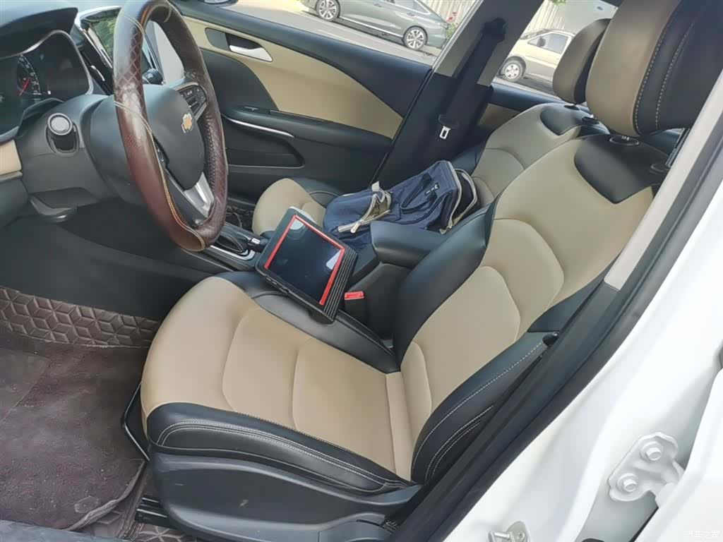 Chevrolet 320, 2022 15